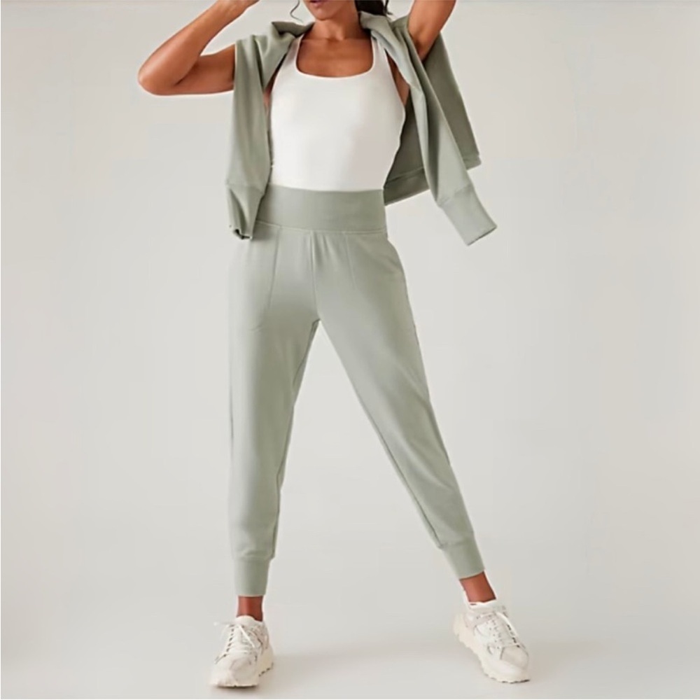 ATHLETA coaster Luxe high-rise jogger Green XL